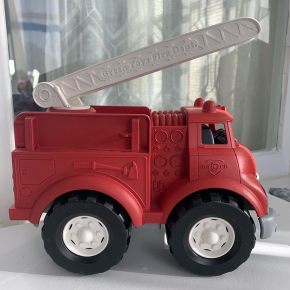 green toys fire truck